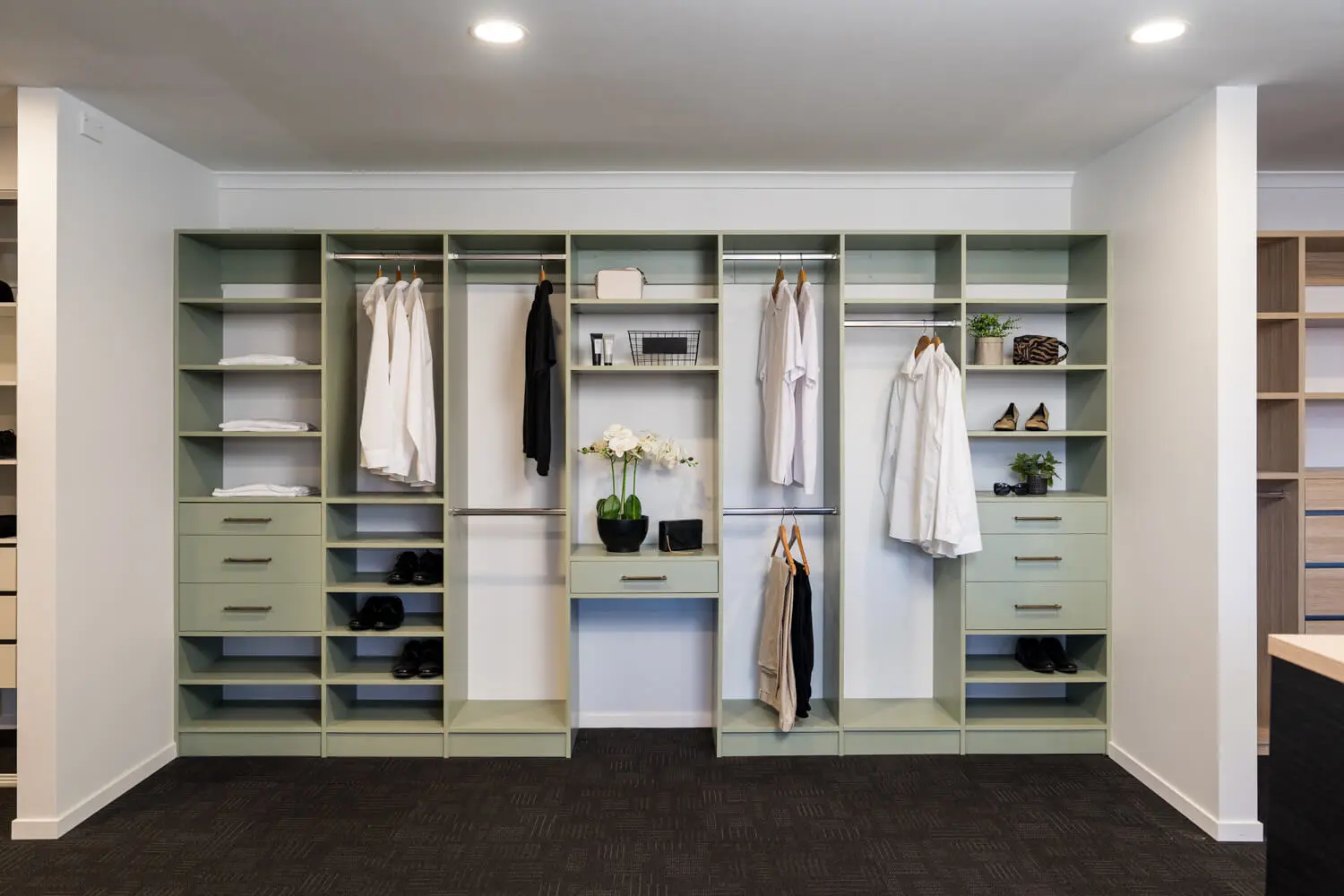 چرا محصولات چوبی بهترین انتخاب برای دکوراسیون داخلی هستند؟